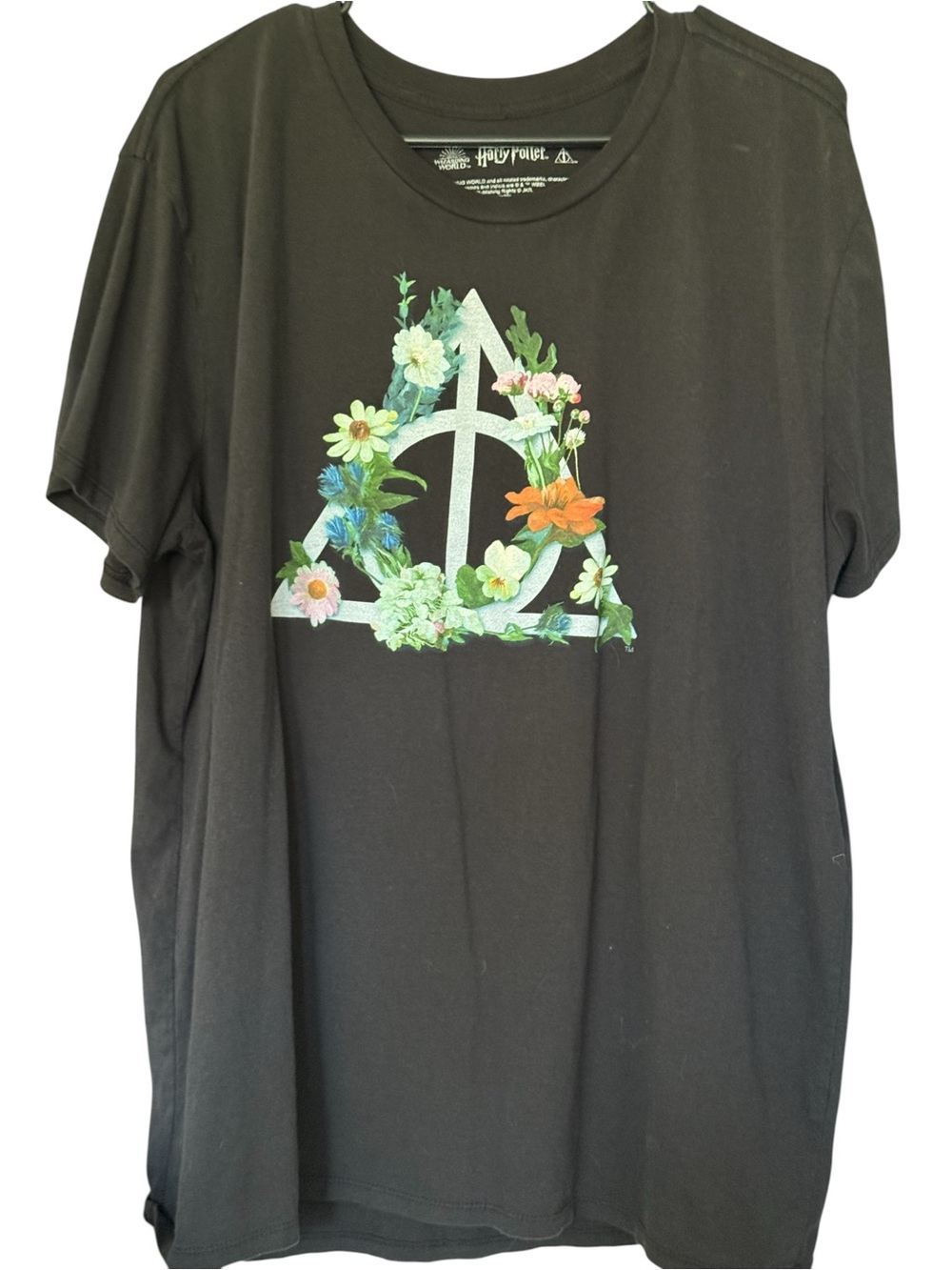 Harry Potter Floral Deathly Hallows Women’s T-shirt Size 2XL from Witch’s Estate